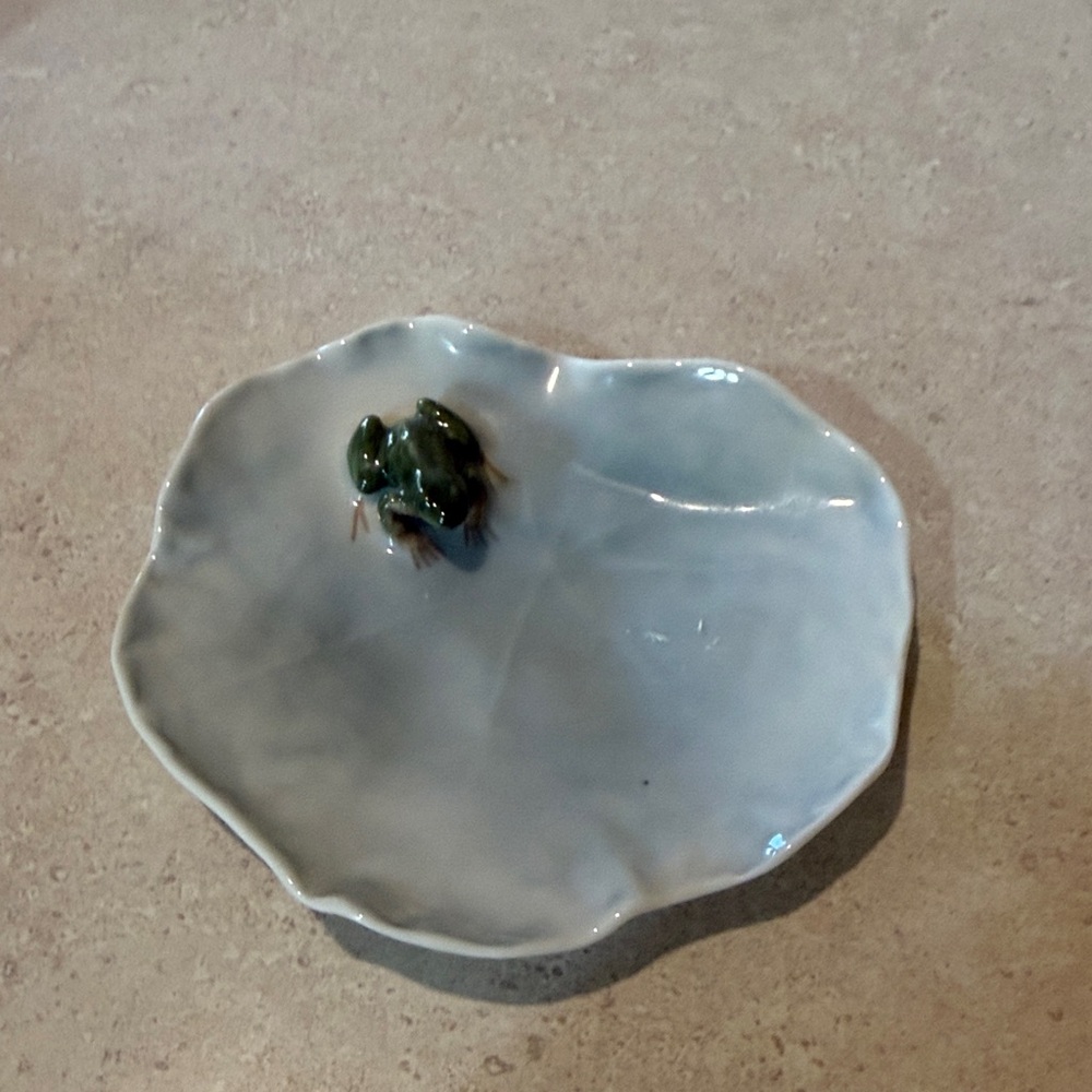 Frog Trinket Dish Royal Copenhagen Vintage Porcelain 4" Lily Pad #2477
